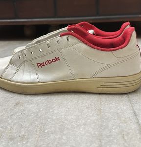 *100% AUTHENTIC* Used Reebok Classics Sneaker