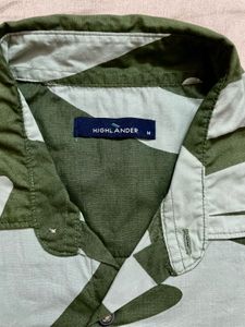 men’s beach shirt