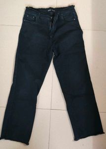 *FREE DELIVERY*Stylish Black Jeans