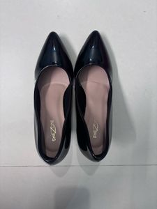Black Patent Pointed Toe Heels