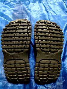 Black Crocs Unisex Size 5