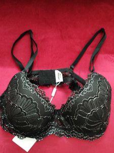 New Embroidery Black Bra By Urbanic