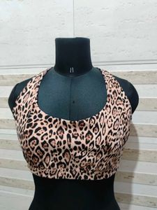 Victoria&#39;s Secret Strappy Back Light Impact Sports