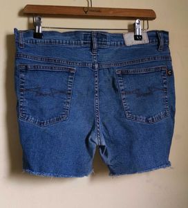 BOGO🎁Buy One Get 1 Free🎁Denim Shorts 38 inches