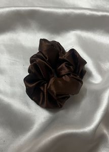 Neutral Satin Scrunchie Set