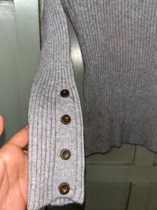 Gray Ribbed Button Detail Strech Sweater (S)