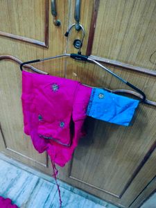 Embellished Kurta with Majenta Pajami