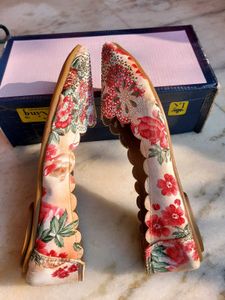 Embroidered Printed Ballerinas