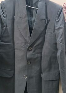 Branded Blazer Use Only One Time..it&#39;s Looks Aweso