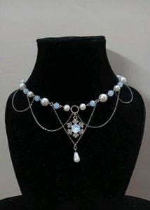₊˚⊹౨ handmade glacial frost beaded necklace ৎ ₊˚⊹