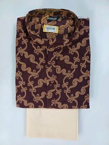 Kemaru Brand Kurta Chudidar Set (Maroon Pattern)