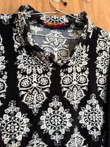 Black Printed Polo Nack T-shirt