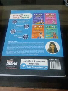 Score 100 Science Book