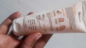 Sunscreen &amp;facewash
