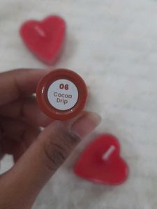 Elegant Layered Necklace And Mars Drip Lip Mist