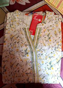 Elegant Floral Printed Off-White Kurta – Rangriti