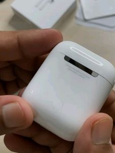 Copy Apple Earbuds