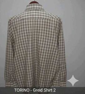 Stylish men&#39;s checked shirt