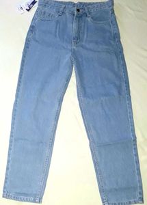 Light Wash High-Waisted Jeans