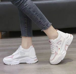 Cute &#39;Love&#39; Platform Sneakers