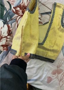 Set Of 2 Blouse With Chain