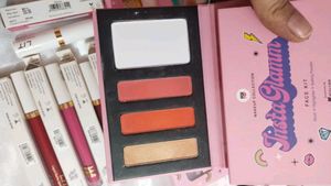 New Myglamm Makeup Kit