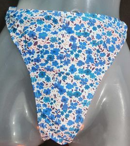 Floral Bikini Bottom 🖤