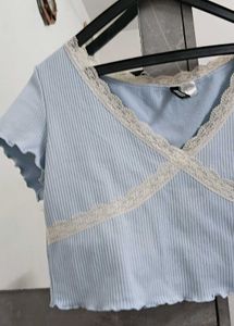 Cute Blue Lace Trim Crop Top