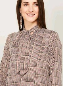 Van Huesen Checkered Bow Blouse