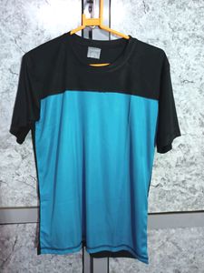 Brand New Unused Tshirt Pack Of 2 Large Size