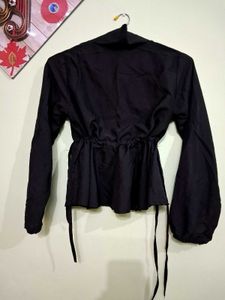 Black Trendy Top With Adjustable Strings.