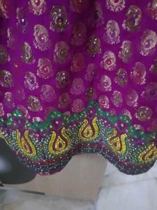 Lahga Kurti Chunni