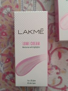 Lakme Lumi Cream