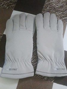 Grey Gloves