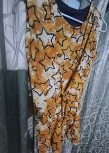Star Print Sleeveless Top
