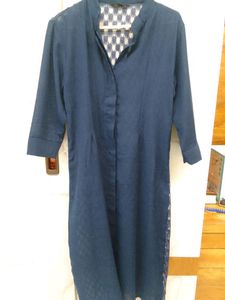 Blue Kurta With Net Pattern At Back Side