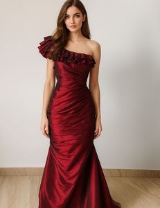 Ruffle One-Shoulder Dress 😍