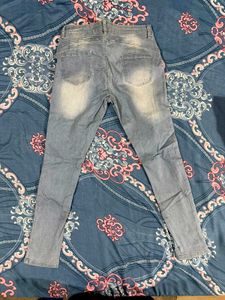 Light Wash Skinny Jeans