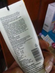 Apollo Walnut Face Scrub