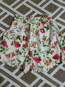 Cute Floral Print Shorts