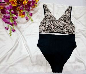 🇭🇲💫🔥Leopard Print Bikini Set