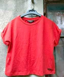 Red Short Sleeve Crop Tshirt