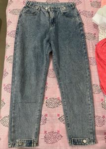 Light Wash Ankle Button Jeans