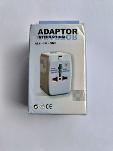 Mopslik Universal Travel Worldwide Adapter