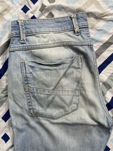 Wrangler Light Wash Denim Jeans