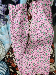 Red and patterned pyjamas set of 3- XXL