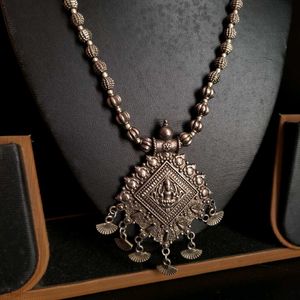 Silver Beaded Necklace