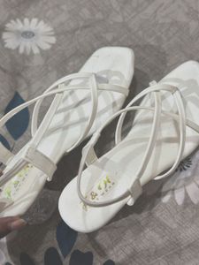 sandal heels 👠