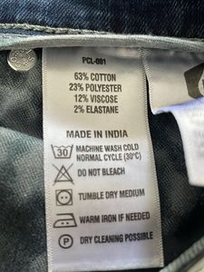 Levis Men&#39;s Dark Wash Jeans