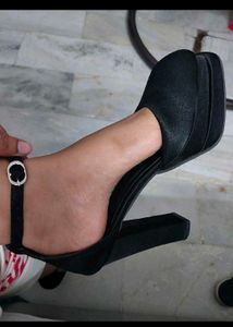 Shoetopia High Heels